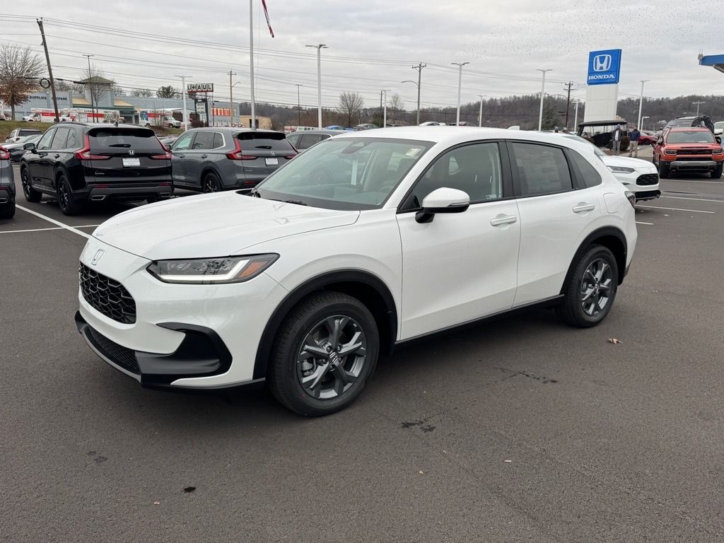 2026 Honda HR-V LX's photo