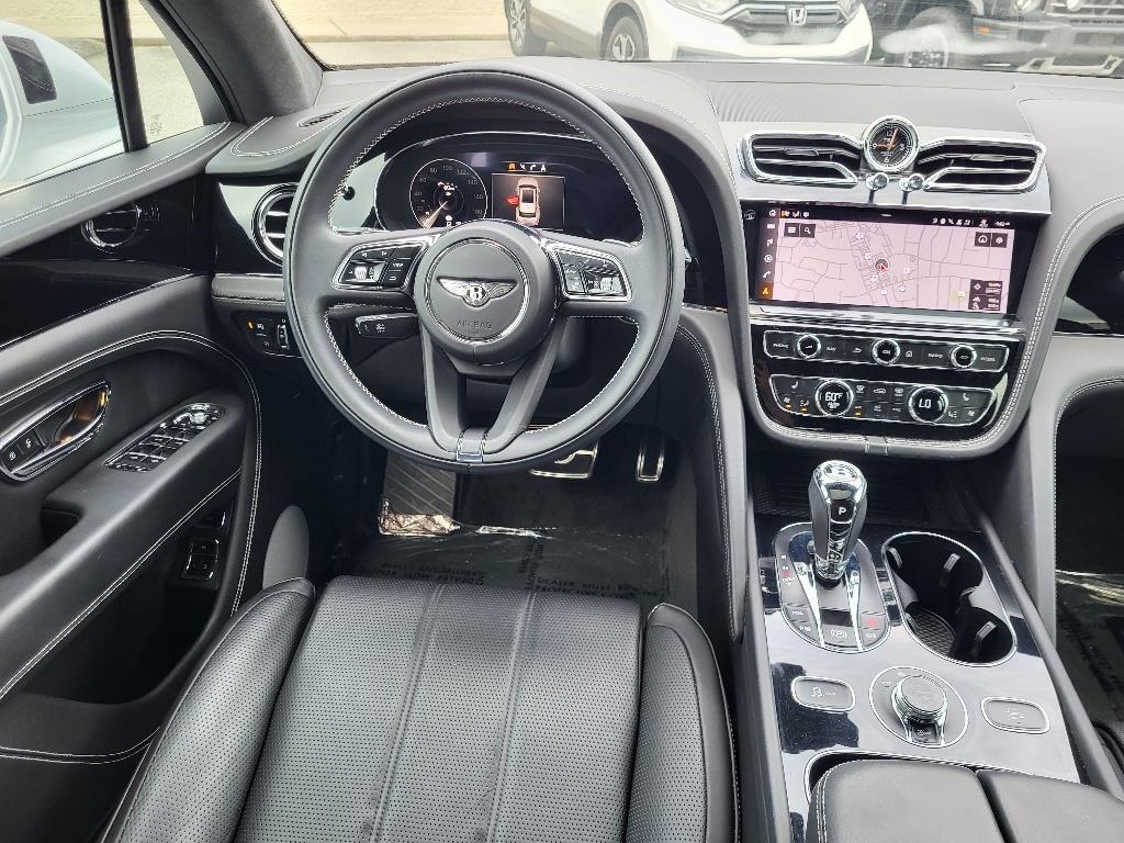 2021 Bentley Bentayga V8 photo 30