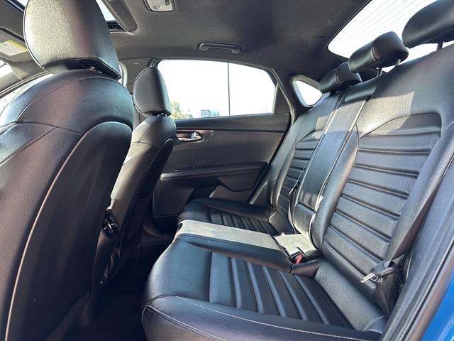 2023 Kia Forte GT-Line photo 21