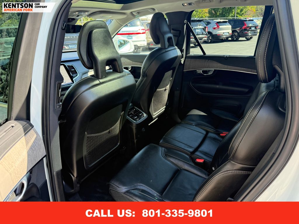 2022 Volvo XC90 Recharge T8 Inscription photo 29
