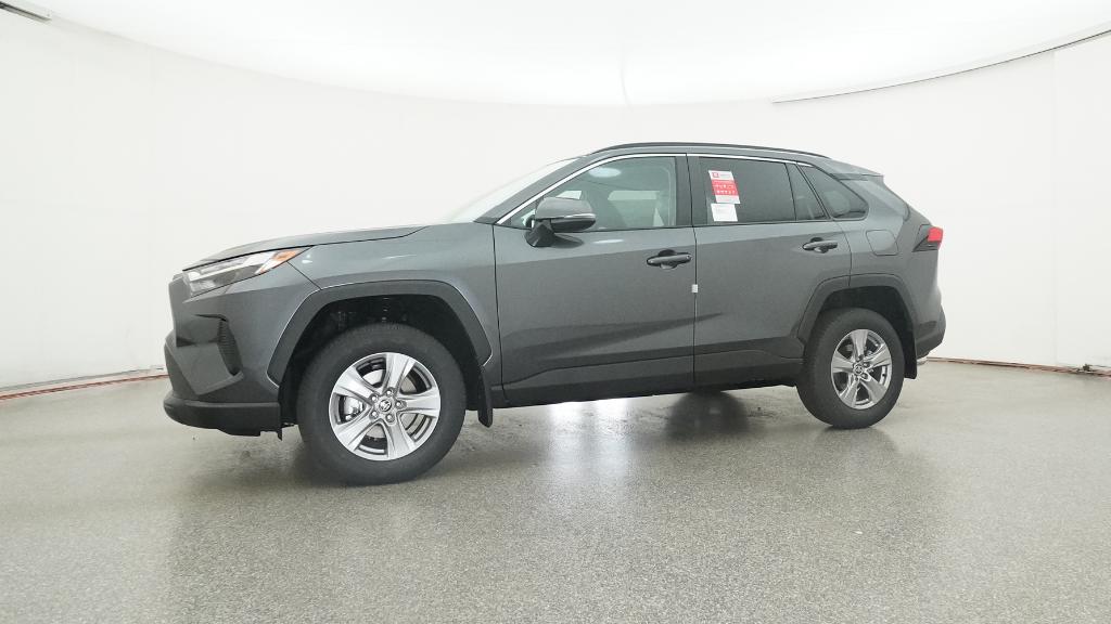 2025 Toyota RAV4 XLE photo 23