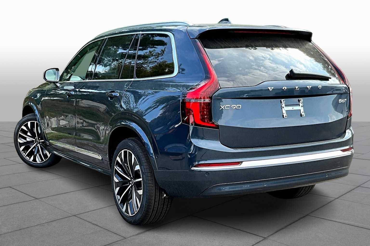 2026 Volvo XC90 photo 3
