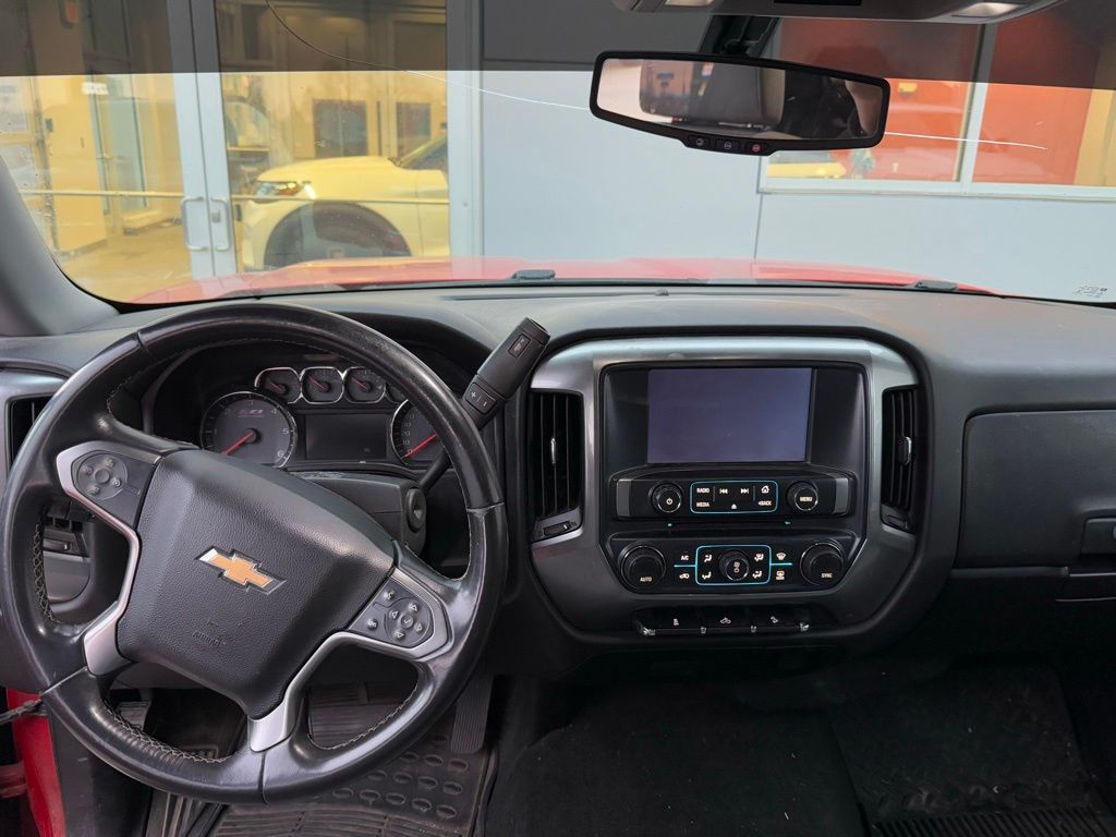 2014 Chevrolet Silverado 1500 LT photo 4