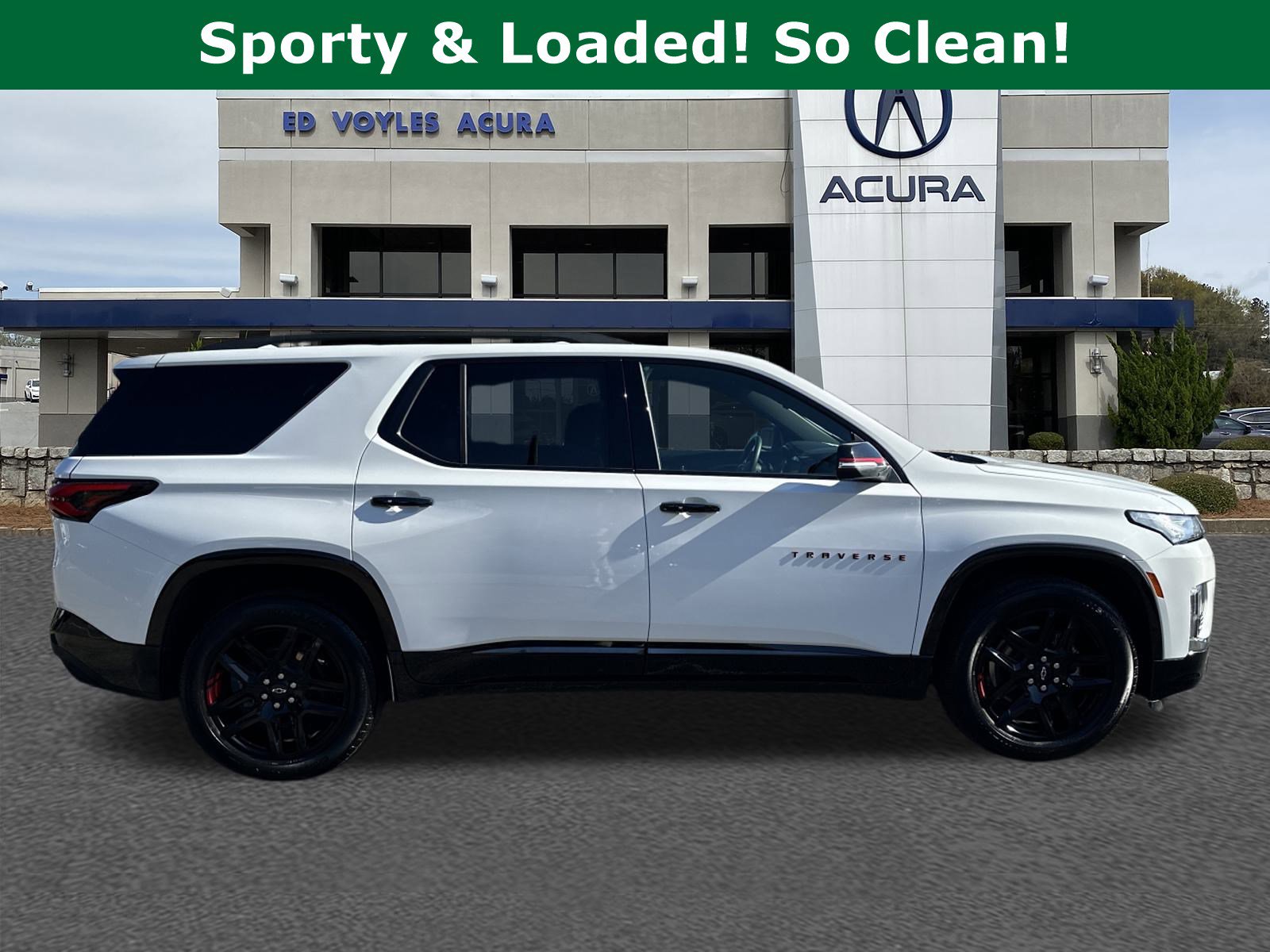 2022 Chevrolet Traverse Premier photo 4