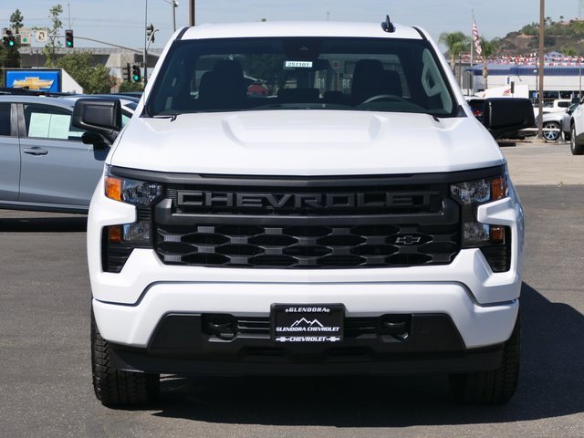 2025 Chevrolet Silverado 1500 Custom photo 9