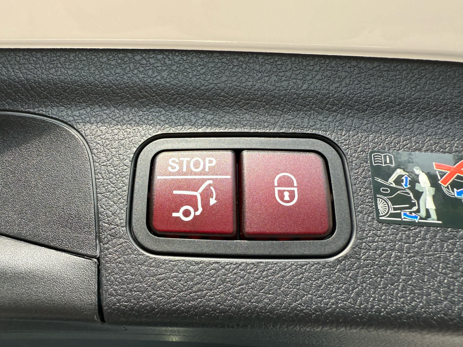 2026 Mercedes Benz GLE 350 4MATIC photo 31