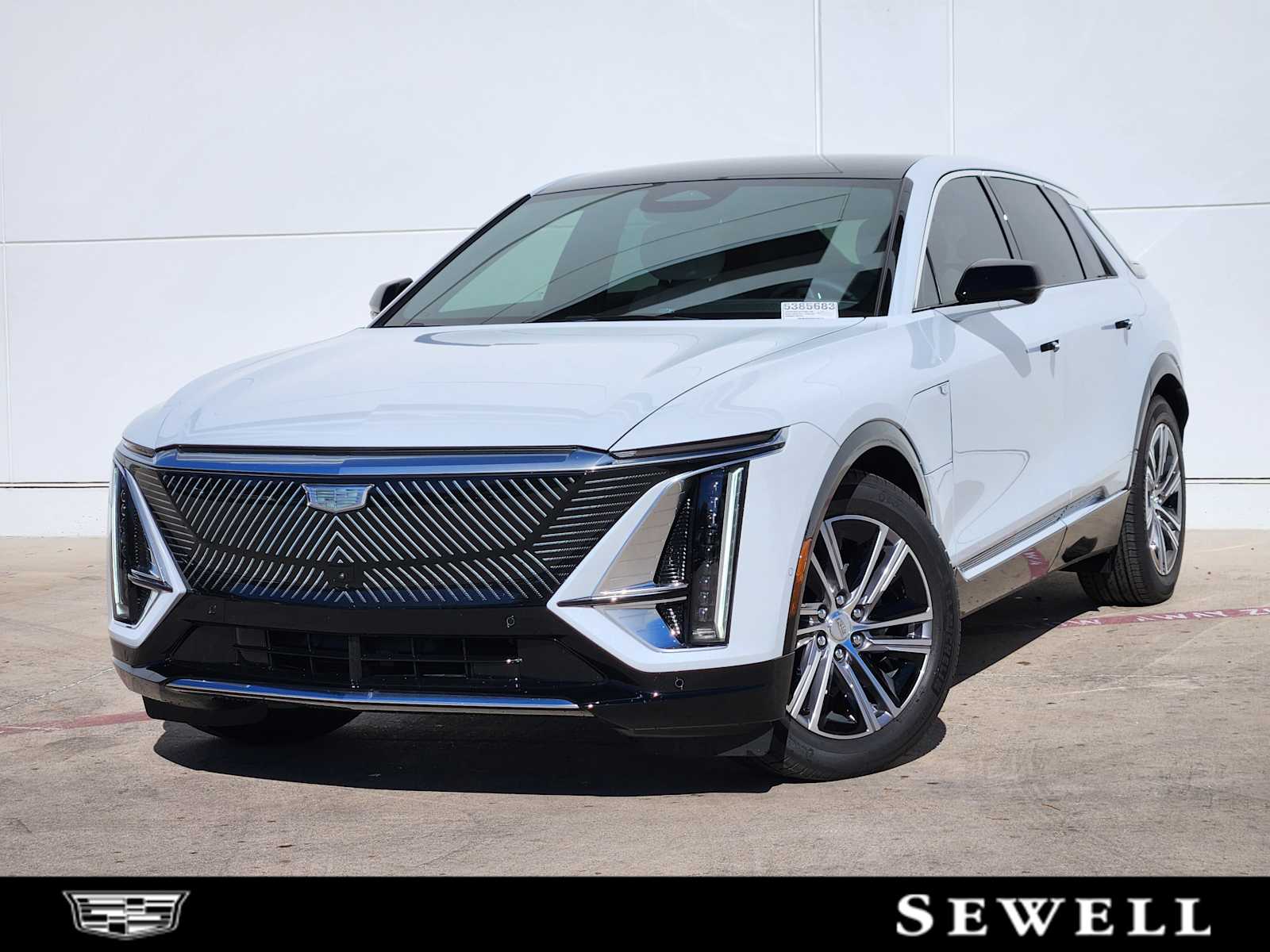 2026 Cadillac LYRIQ Luxury's photo