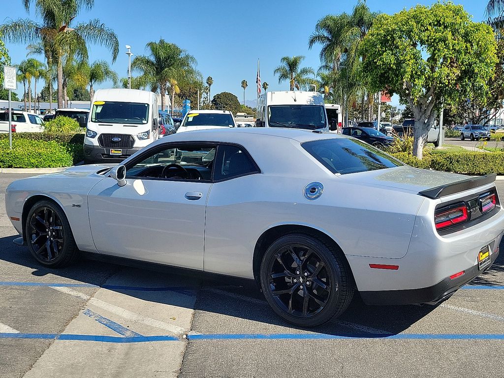 2023 Dodge Challenger R/T photo 20