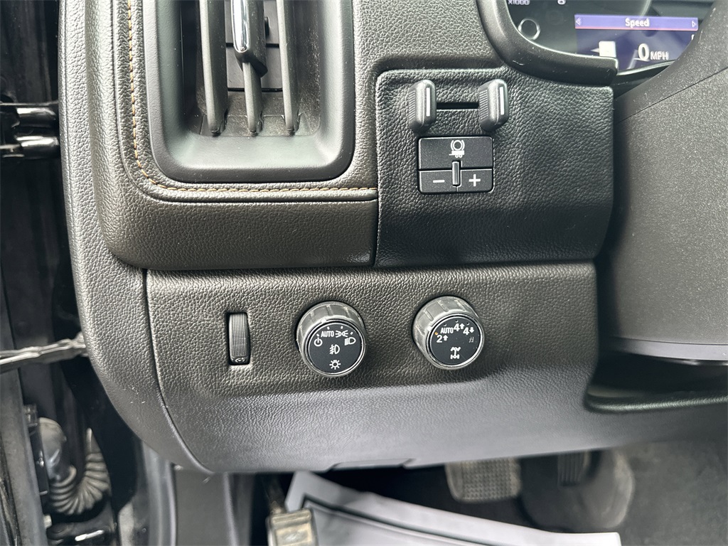 2022 GMC CANYON - Image 15