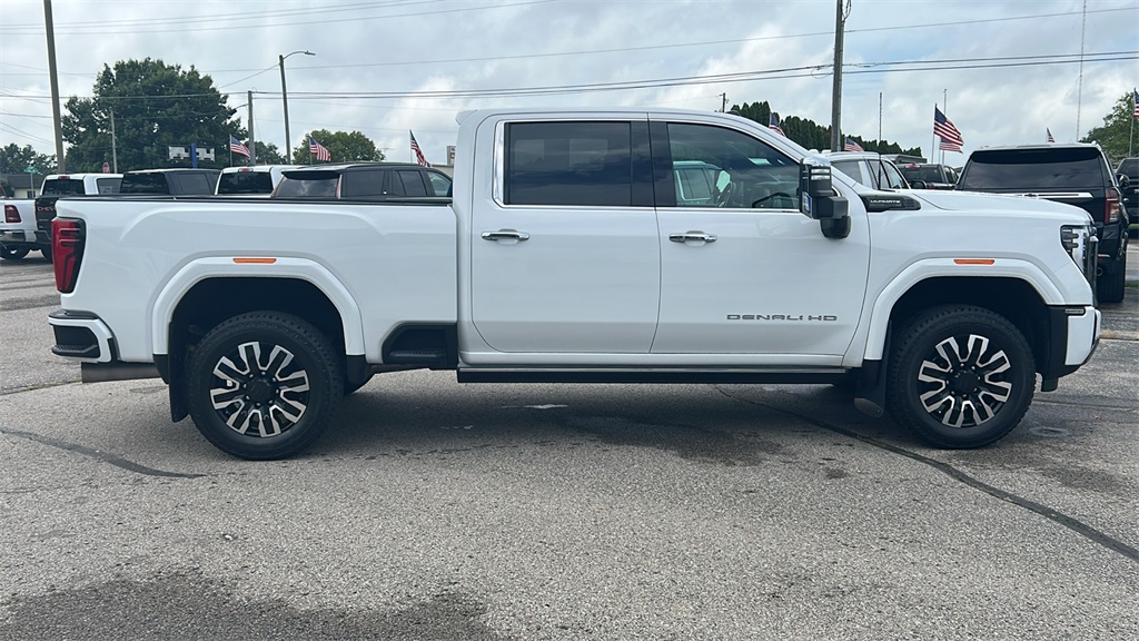 2024 Gmc Sierra 2500 HD Denali Ultimate photo 2