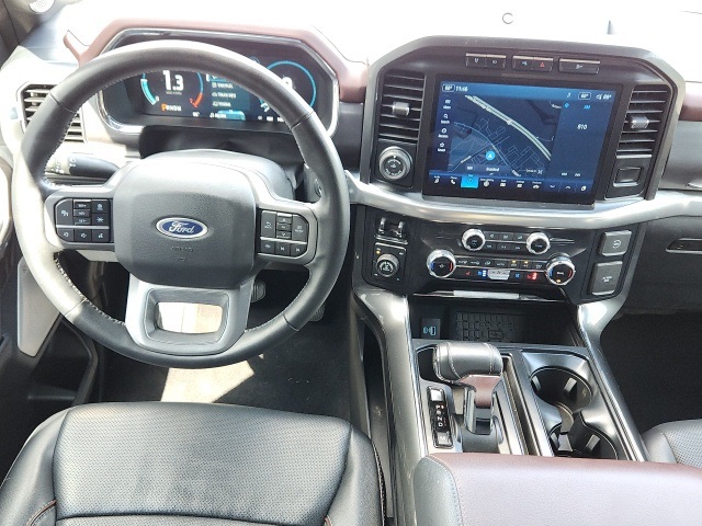 2023 Ford F-150 Lariat photo 14