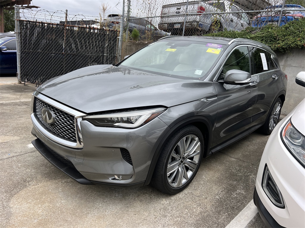 2020 Infiniti QX50 Sensory AWD photo 3