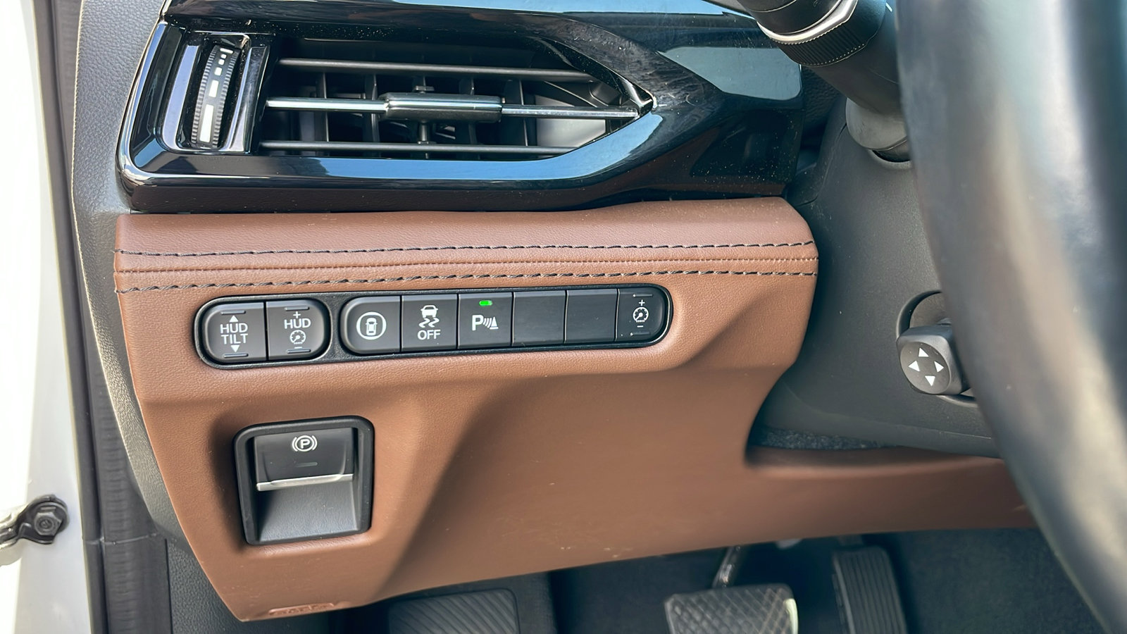 2023 Acura MDX Advance SH-AWD photo 22