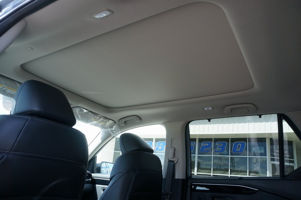 2025 Honda Pilot Touring photo 7