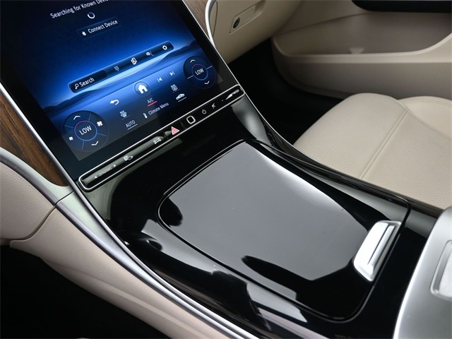2022 Mercedes Benz C 300 photo 7