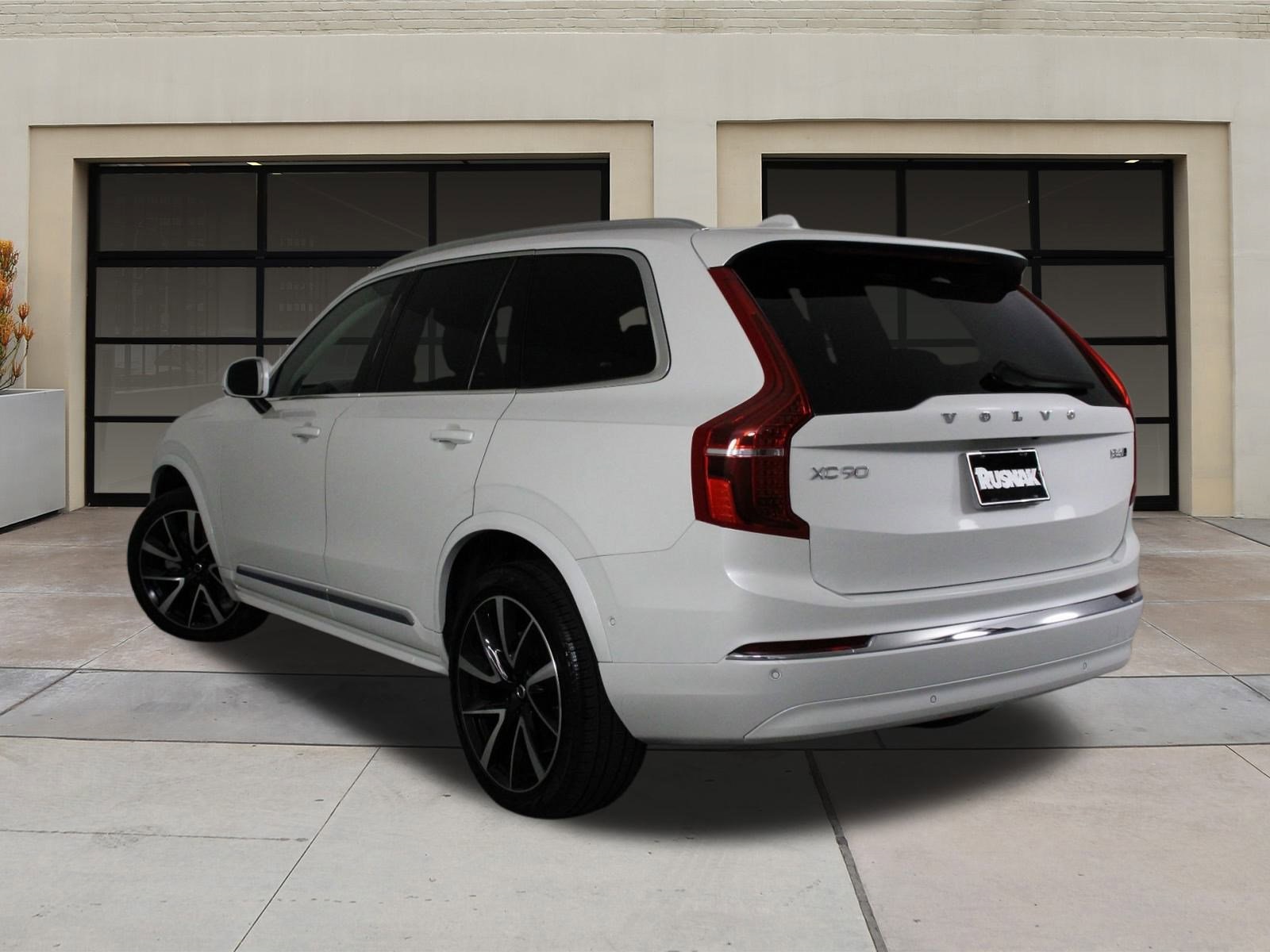 2024 Volvo XC90 Ultimate photo 2