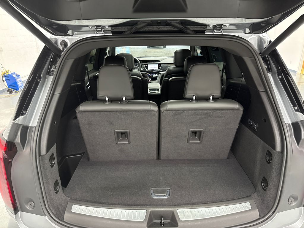 2025 Cadillac XT6 Premium Luxury photo 7