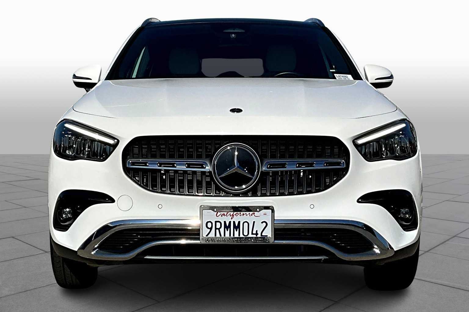 2025 Mercedes Benz GLA 250 photo 3