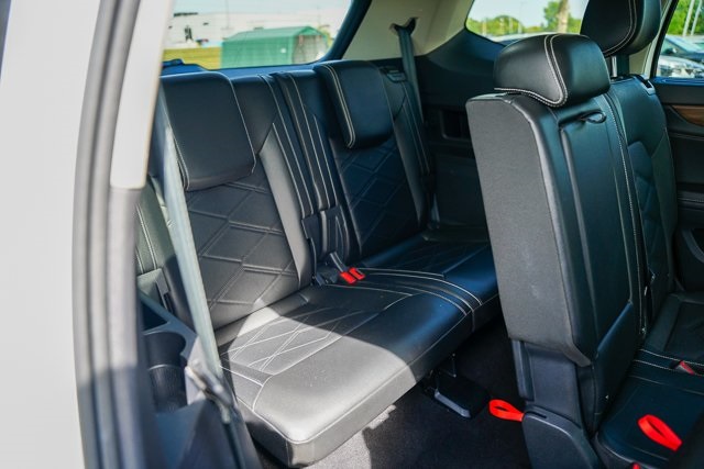 2024 Volkswagen Atlas SE Technology photo 37