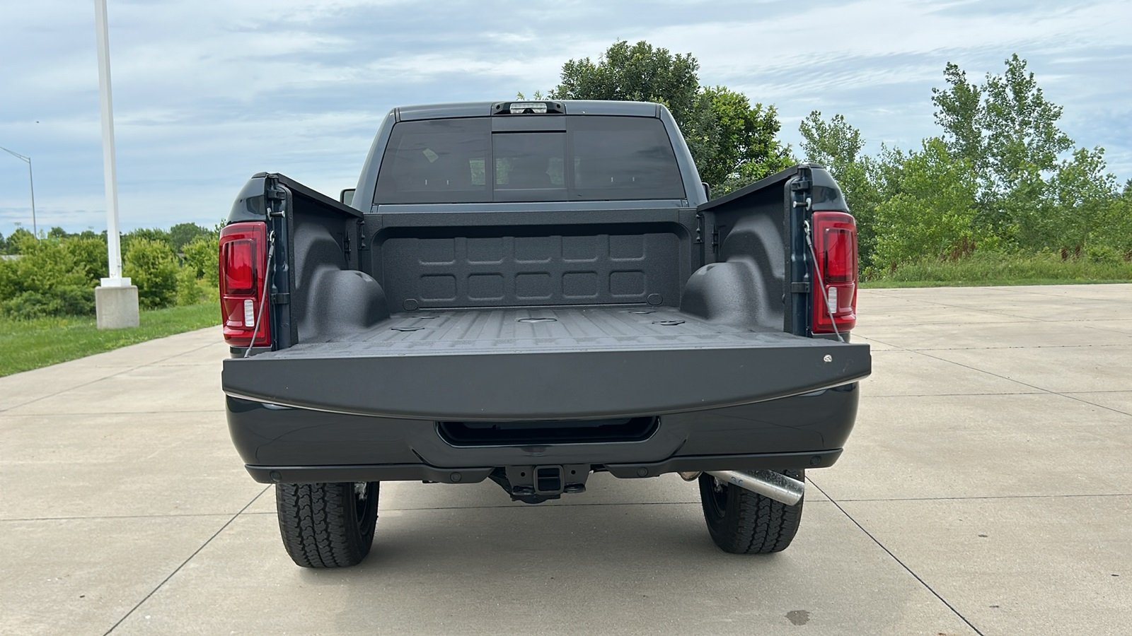 2025 Ram 2500 Laramie photo 14