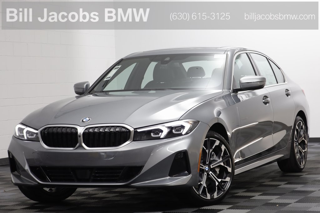 2025 BMW 3 Series 330i's photo