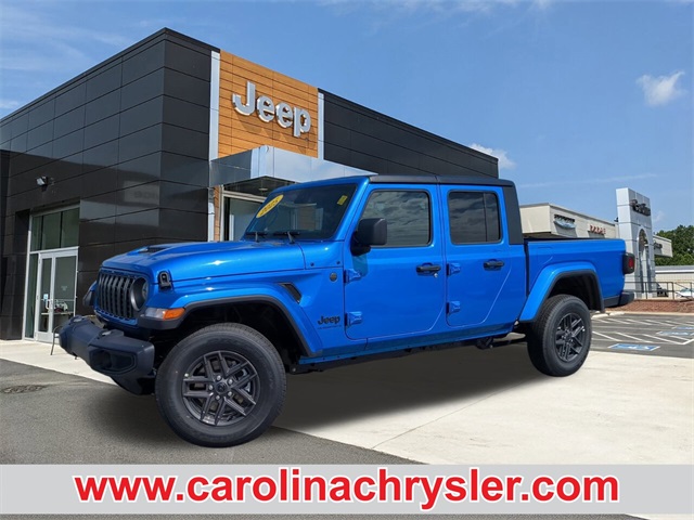 2025 Jeep Gladiator Sport S's photo