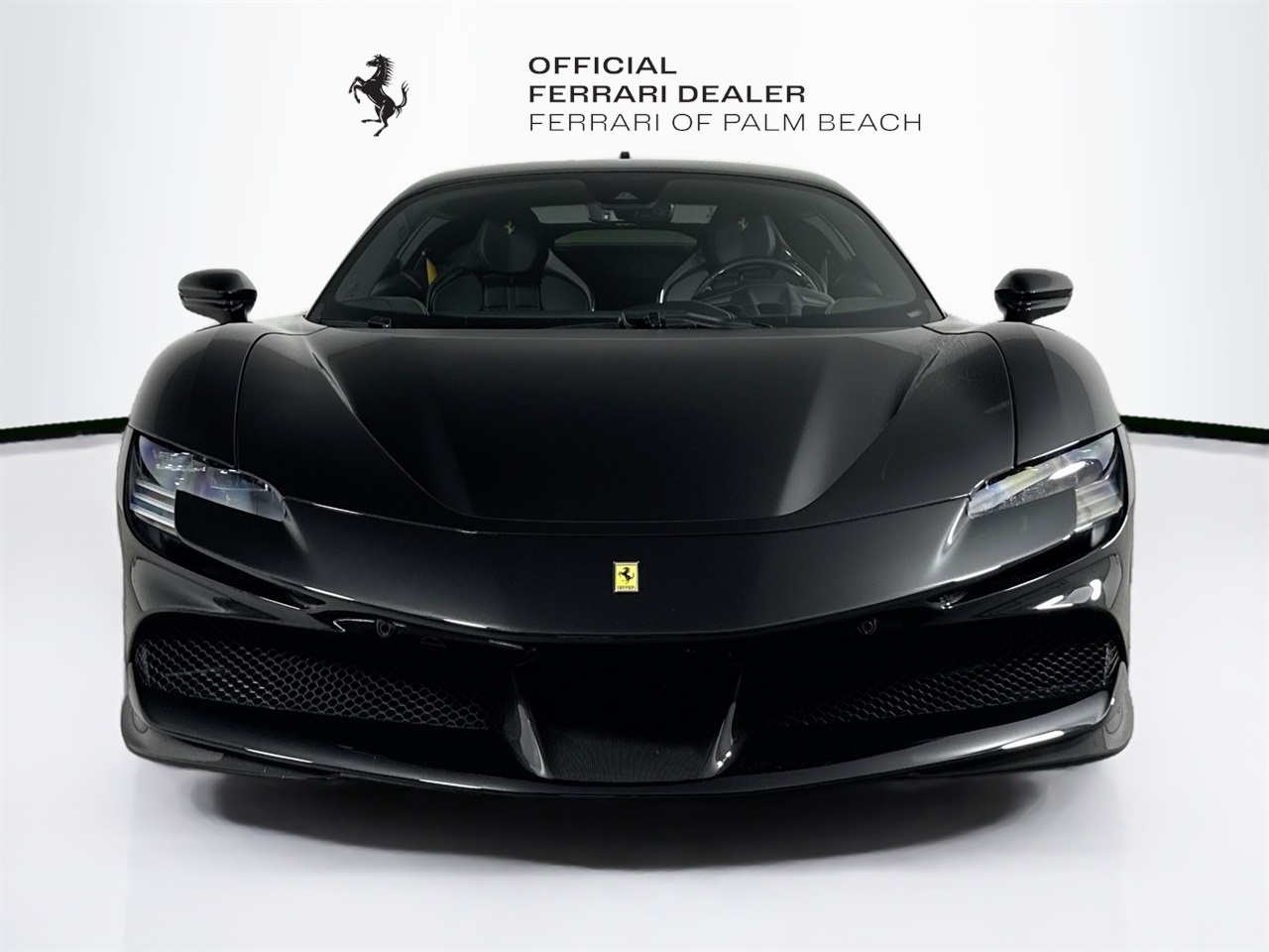 2023 Ferrari SF90 Stradale Base photo 2