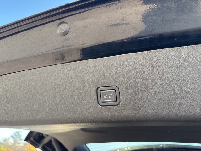 2023 Chevrolet Traverse RS photo 4