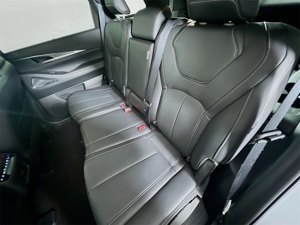 2025 Infiniti QX60 Luxe photo 22