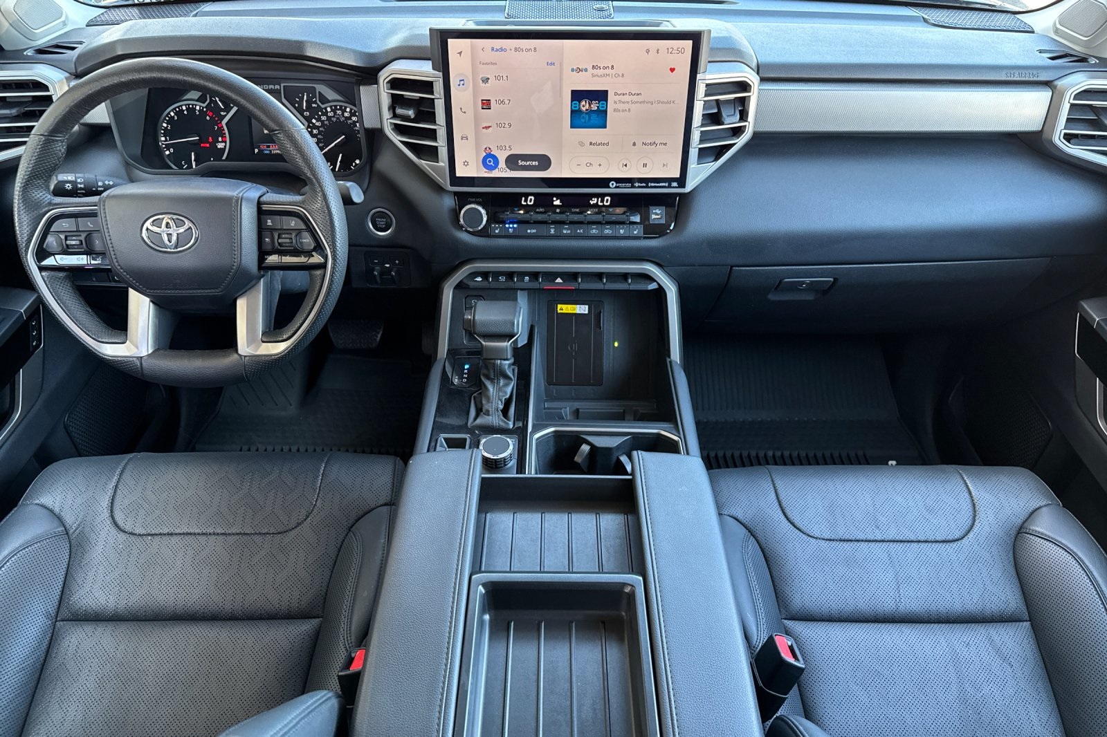 2022 Toyota Tundra Limited photo 13