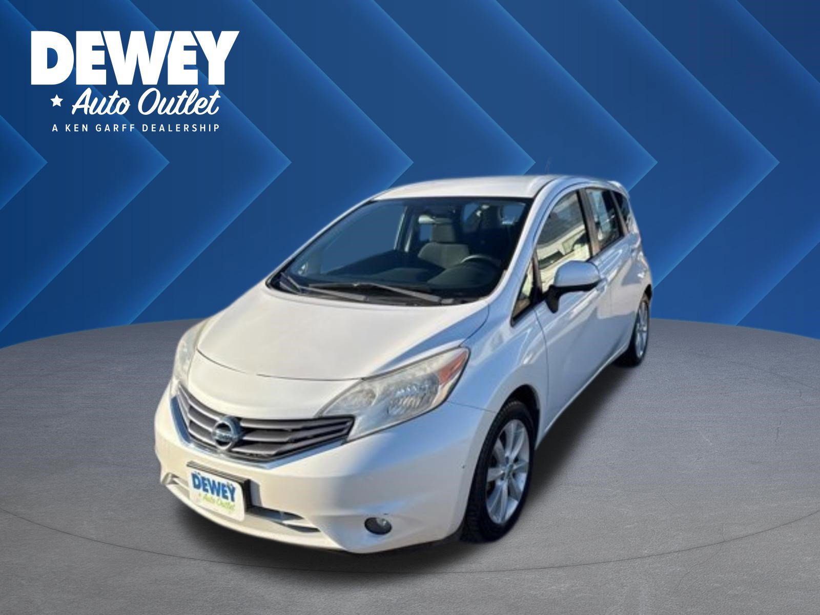 2014 Nissan Versa Note SV's photo