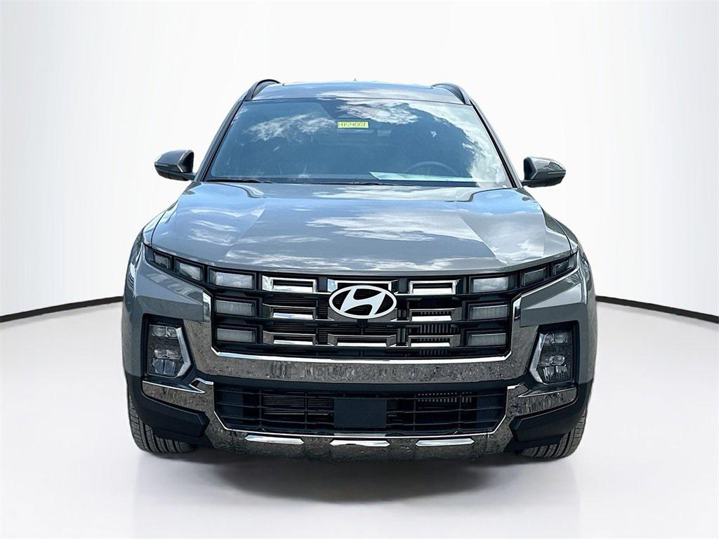 2025 Hyundai Santa Cruz Limited photo 2