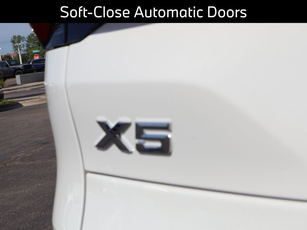 2026 Bmw X5 xDrive50e photo 9