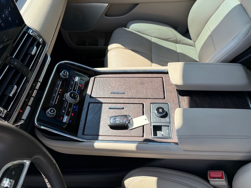 2024 Lincoln Navigator L Reserve photo 23