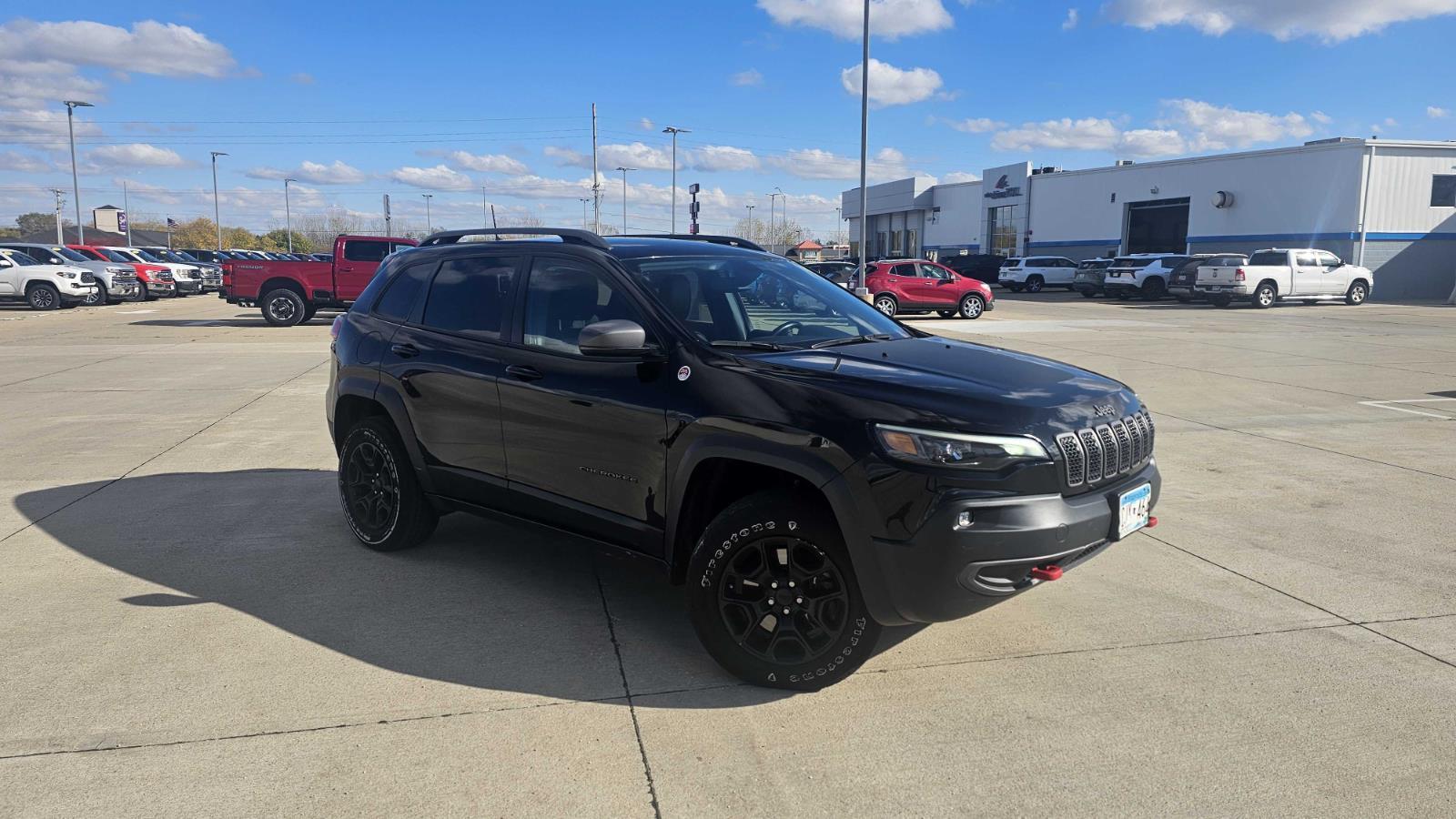 2019 Jeep Cherokee Trailhawk photo 4