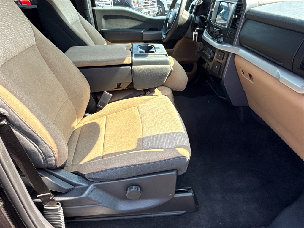 2023 Ford F-150 XLT photo 12