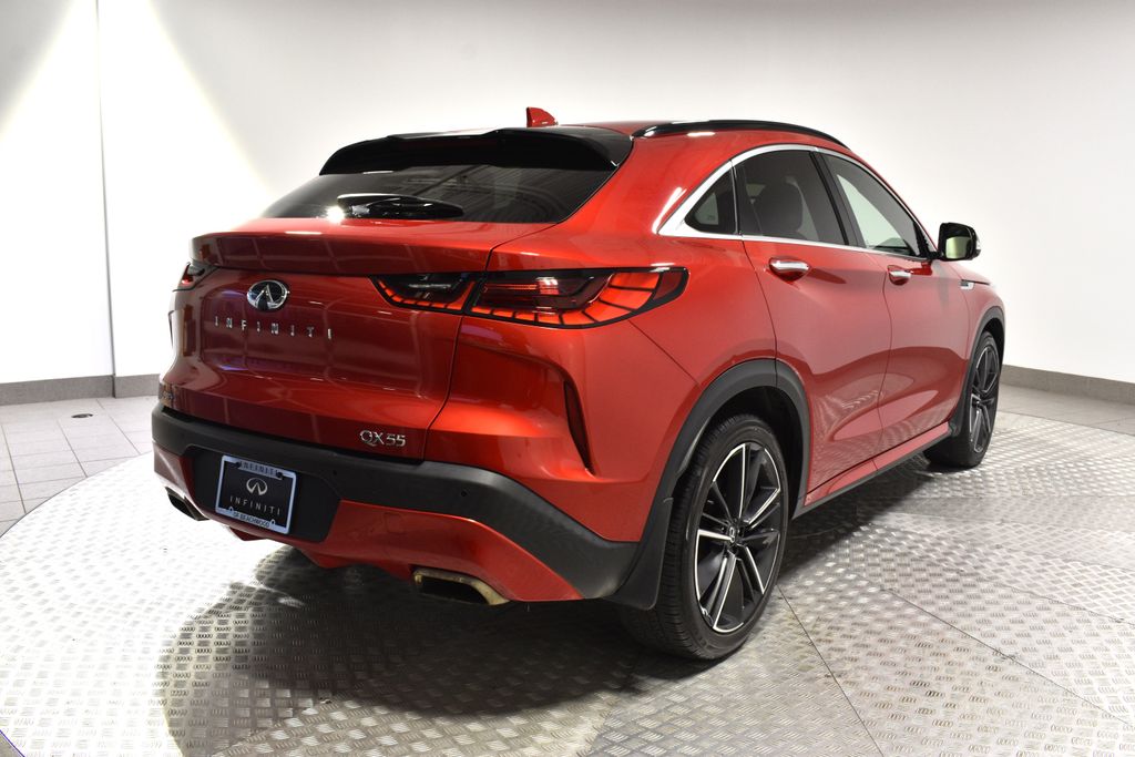 2022 Infiniti QX55 Essential photo 2