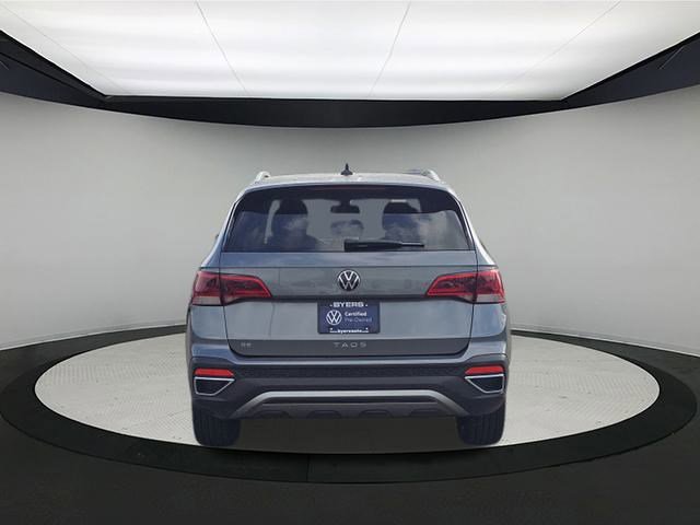 2022 Volkswagen Taos SE photo 3