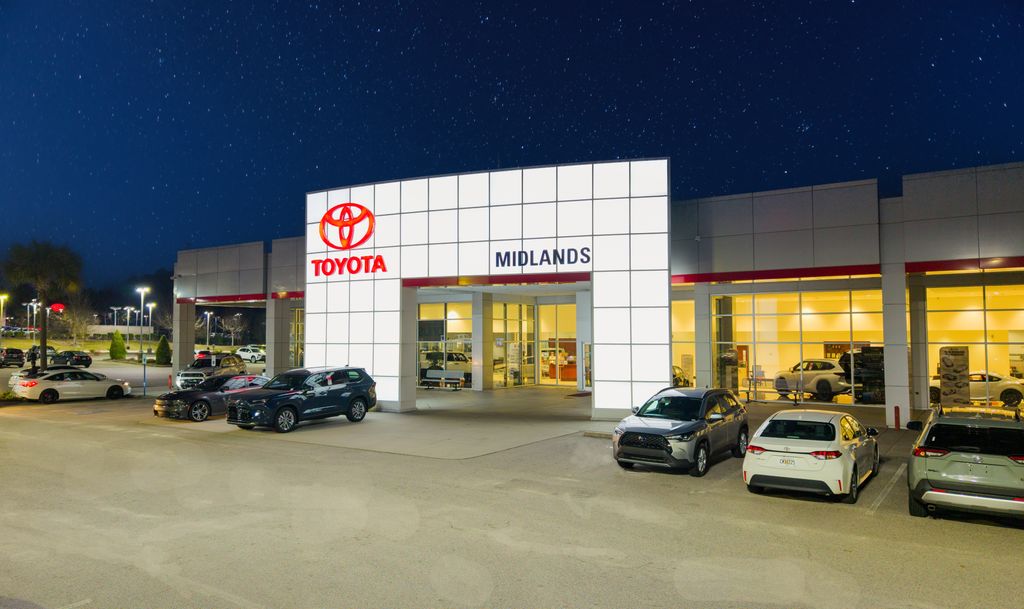 Used 2025 Toyota RAV4 LE with VIN 2T3H1RFV3SW365813 for sale in Northfield, Minnesota