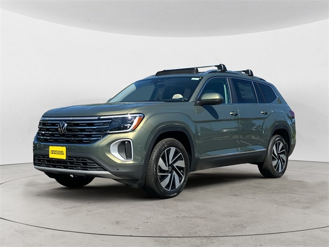 2025 Volkswagen Atlas SEL photo 2