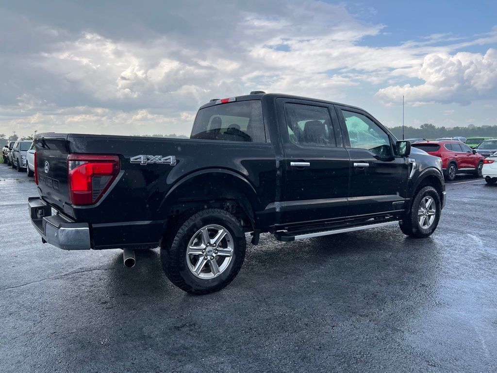 2024 Ford F-150 XLT photo 3