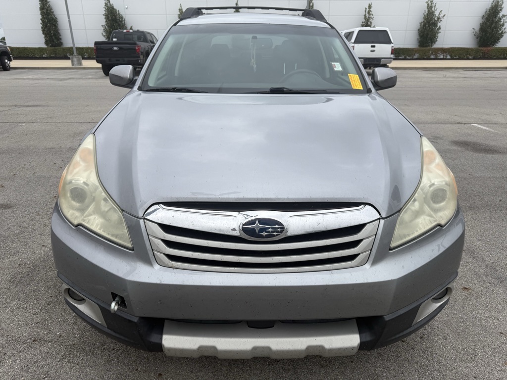 Used 2010 Subaru Outback 3.6R Limited with VIN 4S4BREJC2A2319275 for sale in Muncie, IN