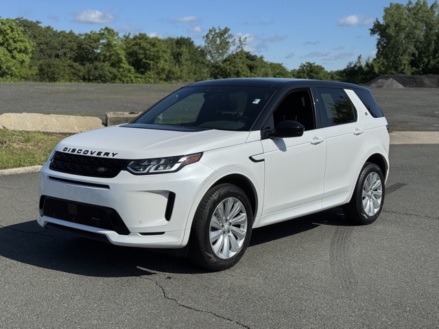 2022 Land Rover Discovery Sport S's photo