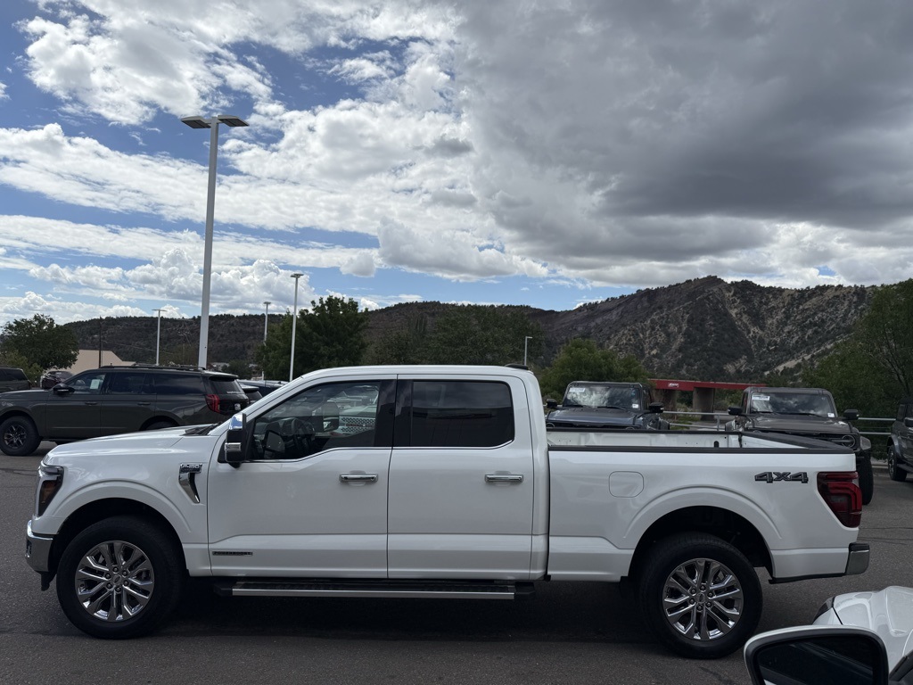 2025 Ford F-150 Lariat photo 4