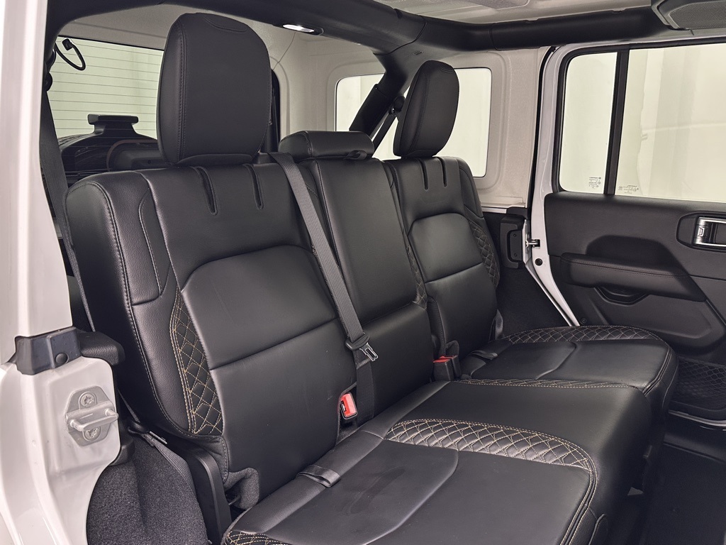 2021 Jeep Wrangler Unlimited Sahara High Altitude 4xe photo 22