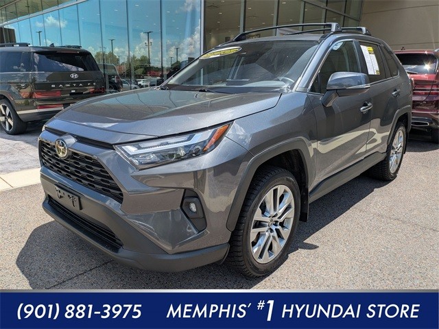 2022 Toyota RAV4 XLE Premium