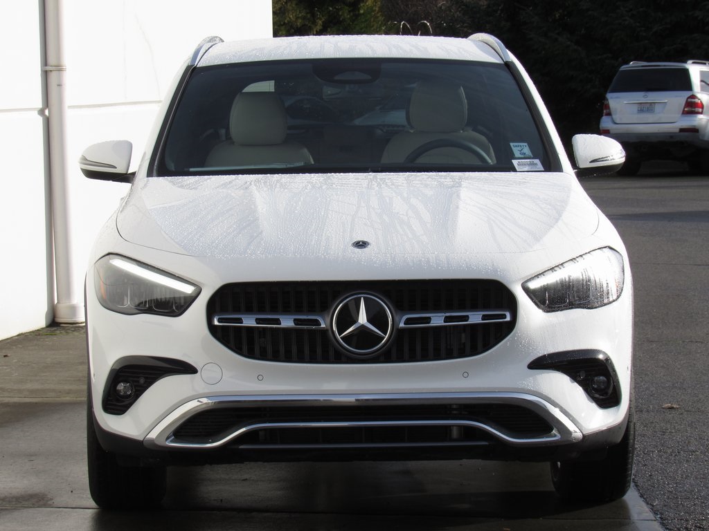 2025 Mercedes Benz GLA 250 4MATIC photo 2