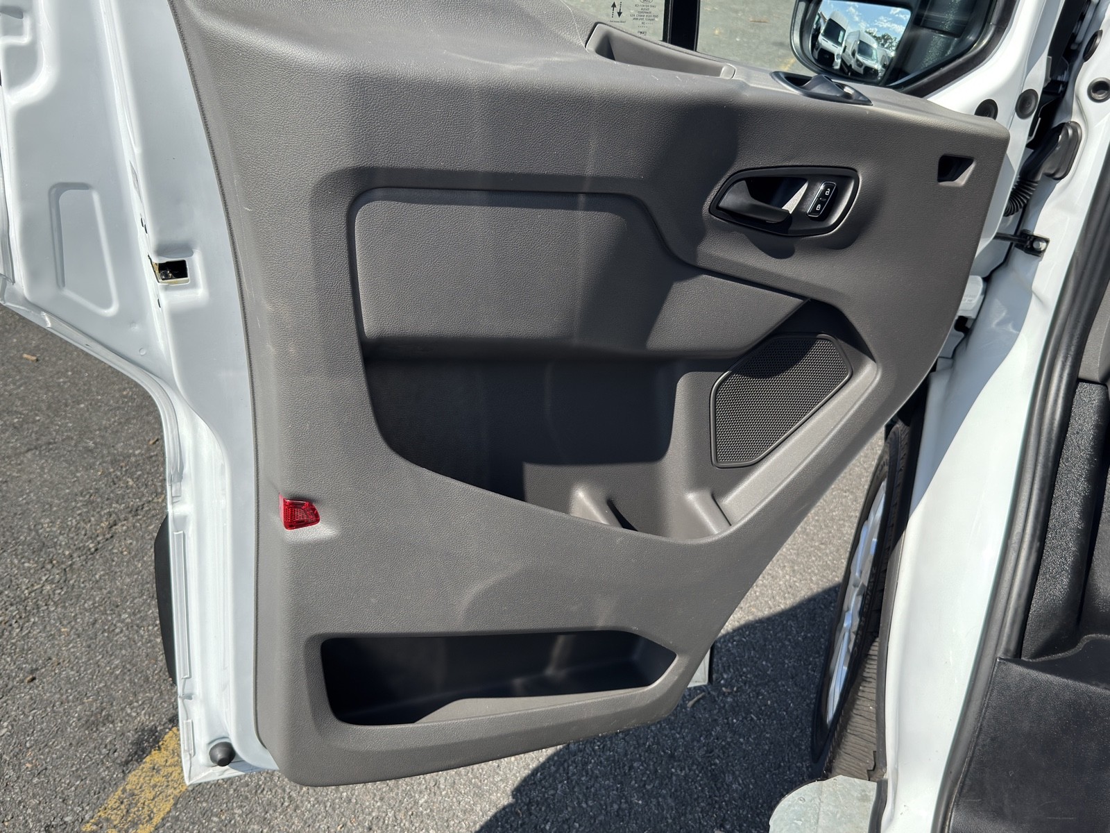 2024 Ford Transit photo 28