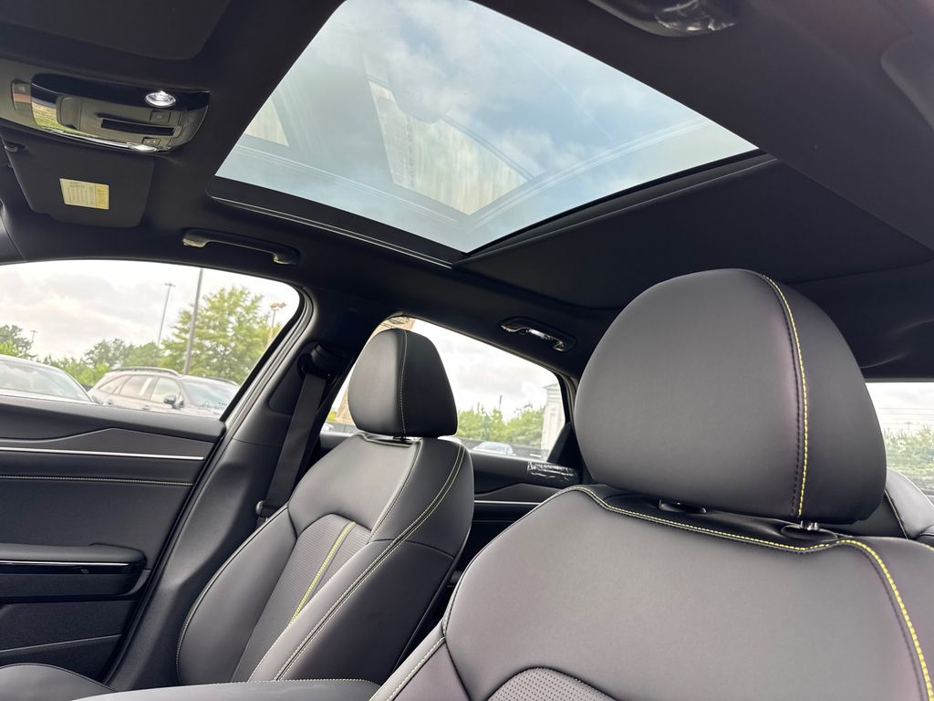 2026 Kia K5 GT photo 29
