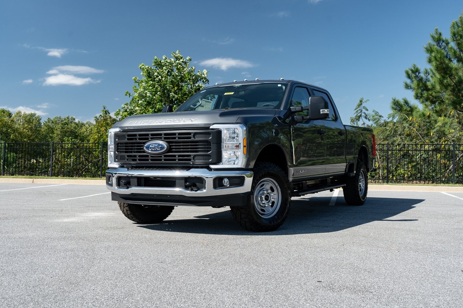 2026 Ford F-250 Super Duty XL's photo